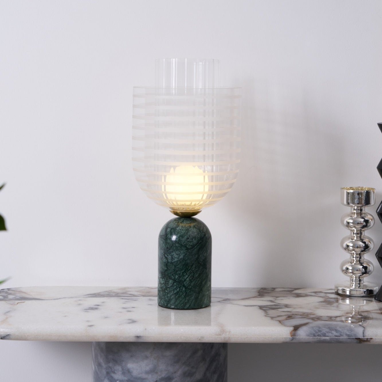 Lampe à poser moderne Banks en Marbre Vert et transparent