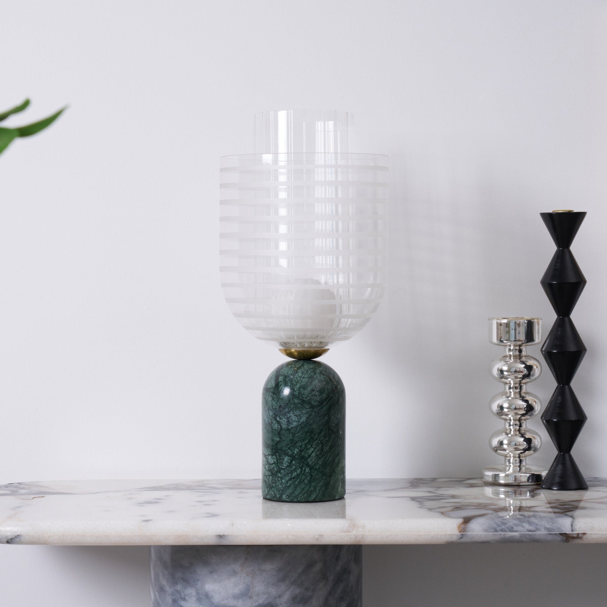 Lampe à poser moderne Banks en Marbre Vert et transparent