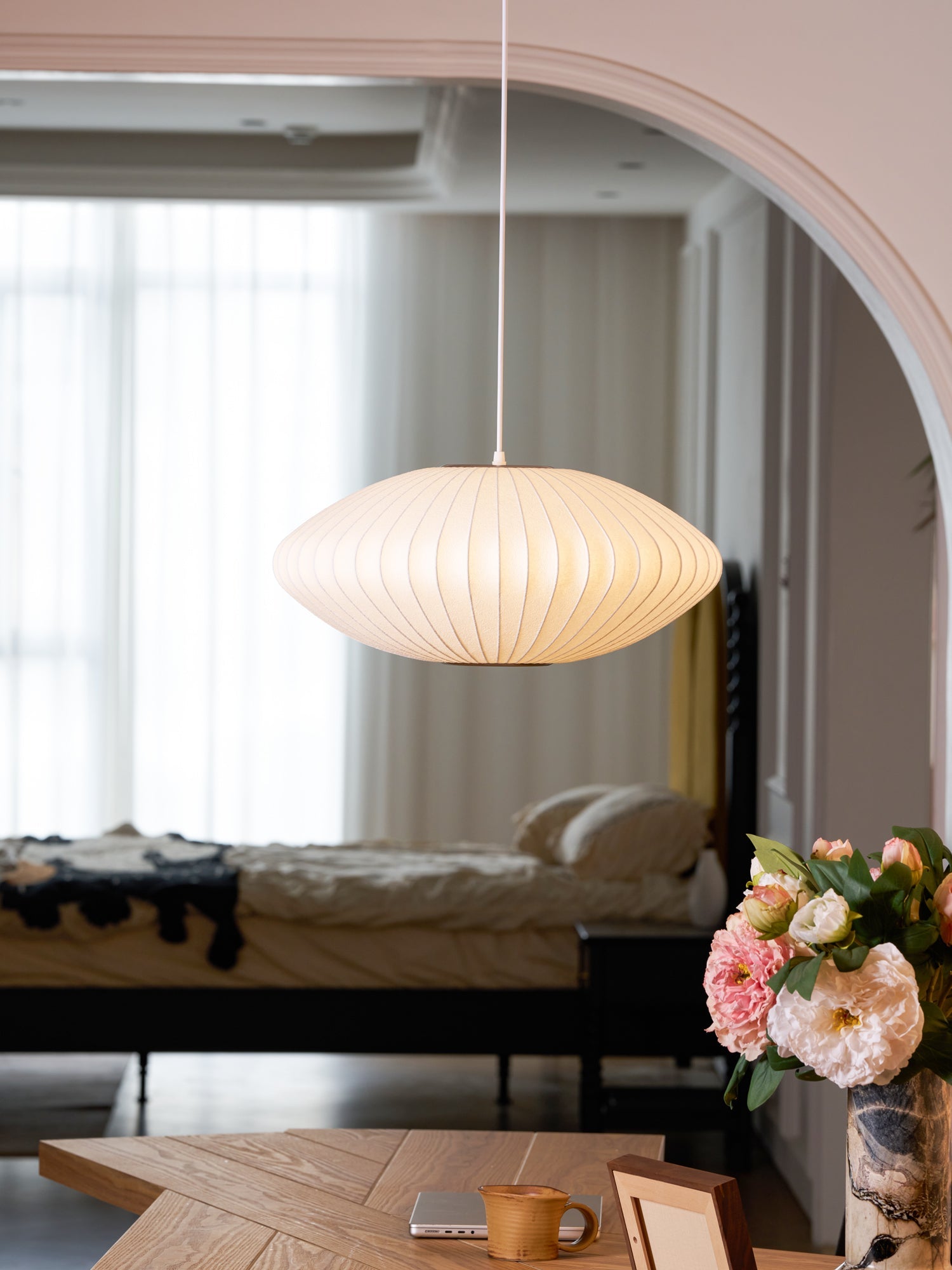 Suspension moderne Charlton en soie Blanc