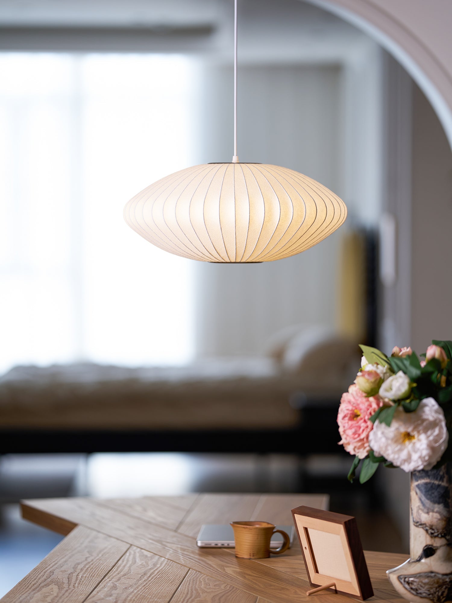Suspension moderne Charlton en soie Blanc