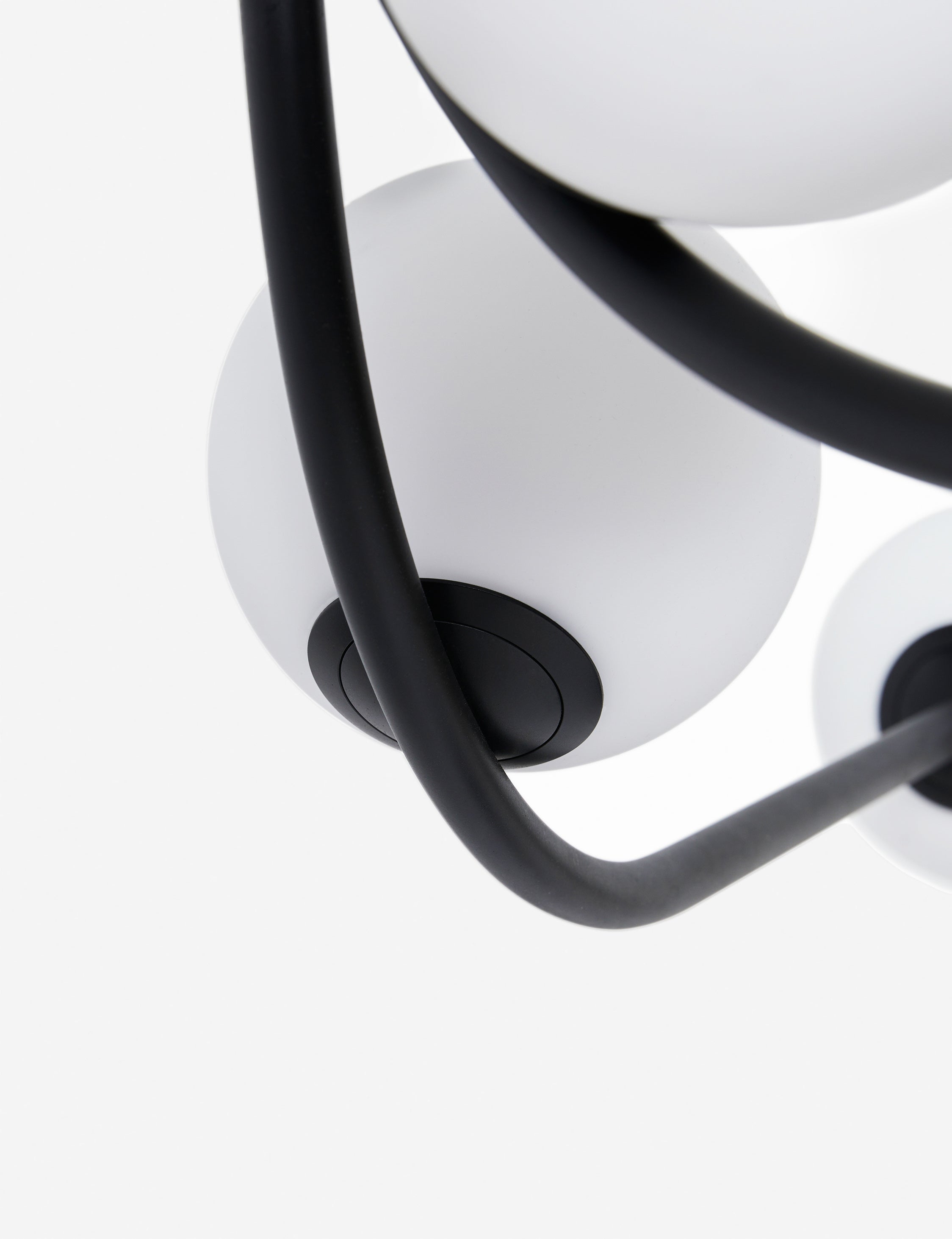 Lustre moderne Rodgeir en laiton - Laiton