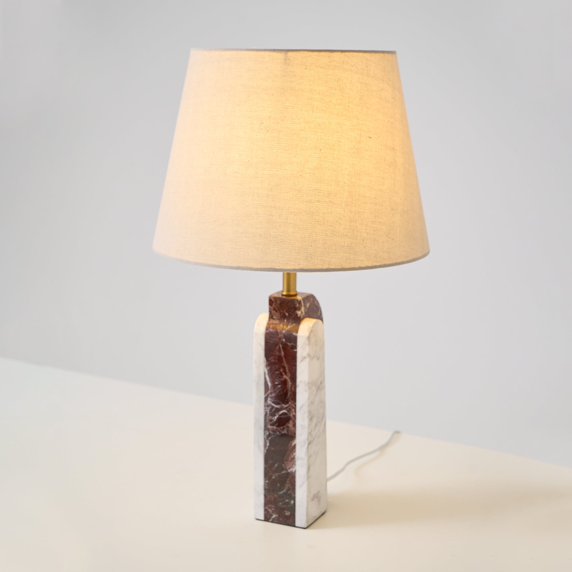 Lampe à poser moderne Steg en Foncé violet et blanc marbre