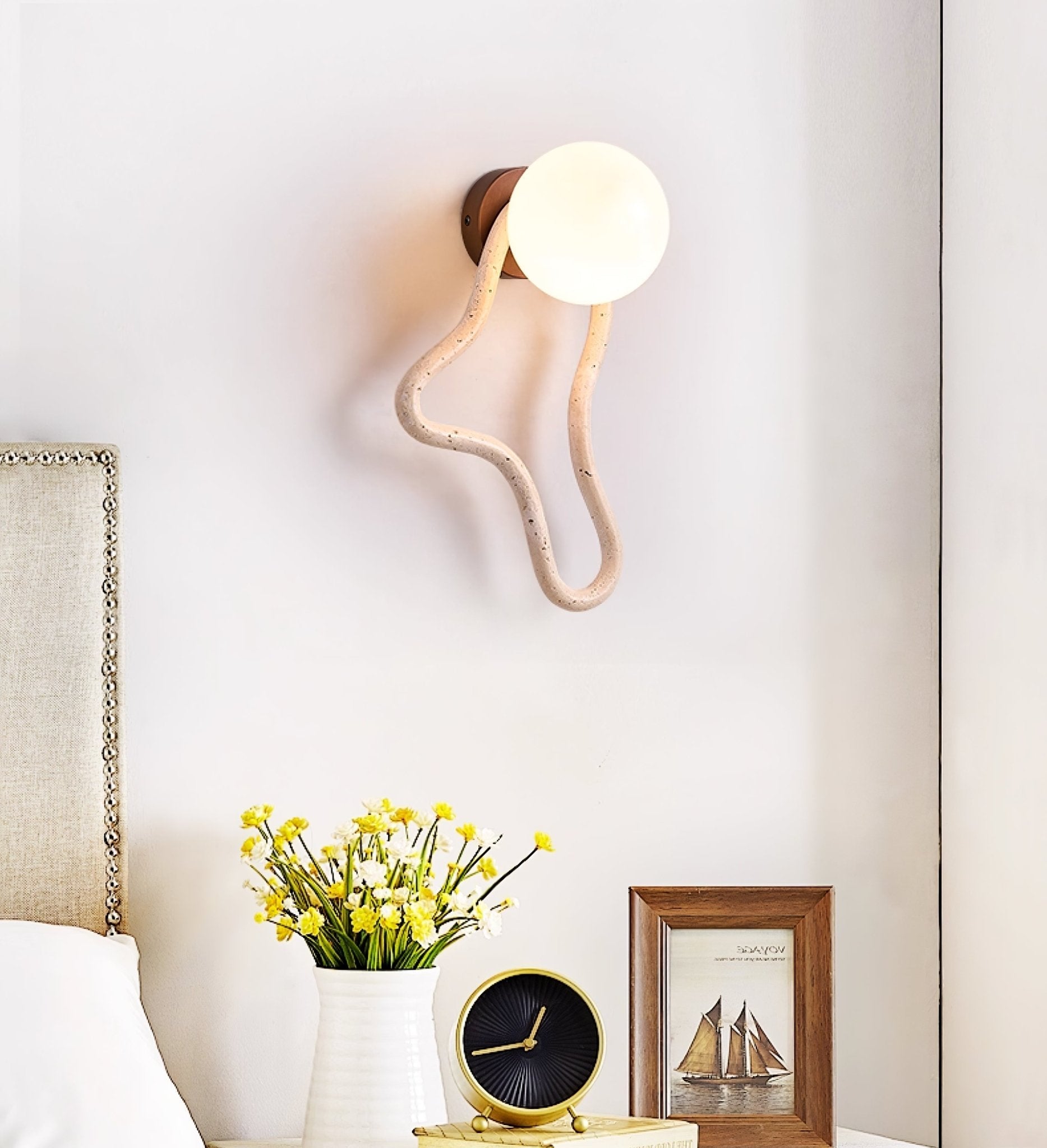Applique murale moderne Elbert en Travertin jaune et noyer bois