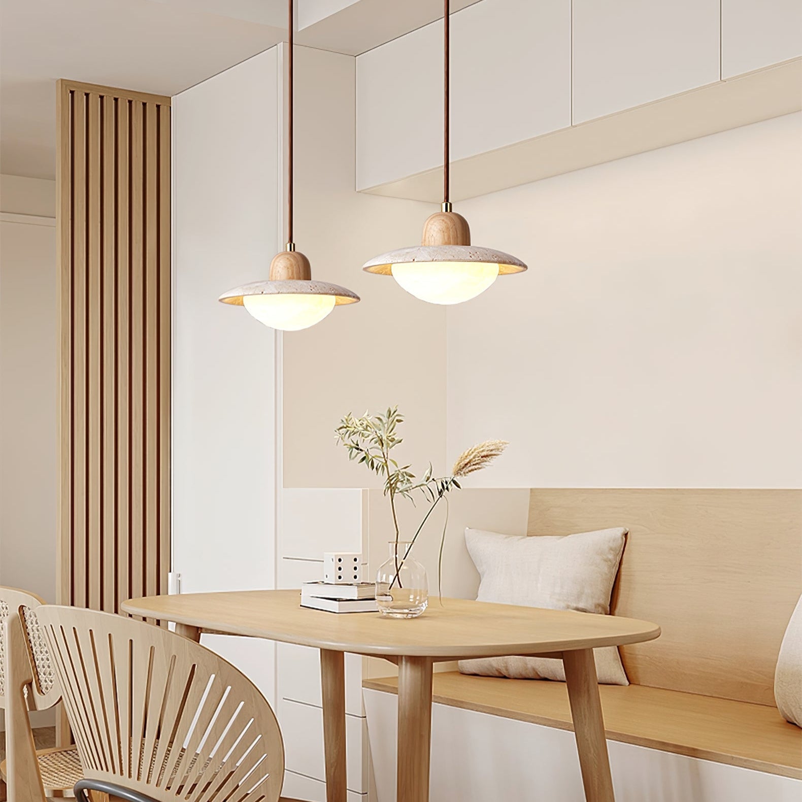 Suspension moderne Fritz en Bois et travertin jaune