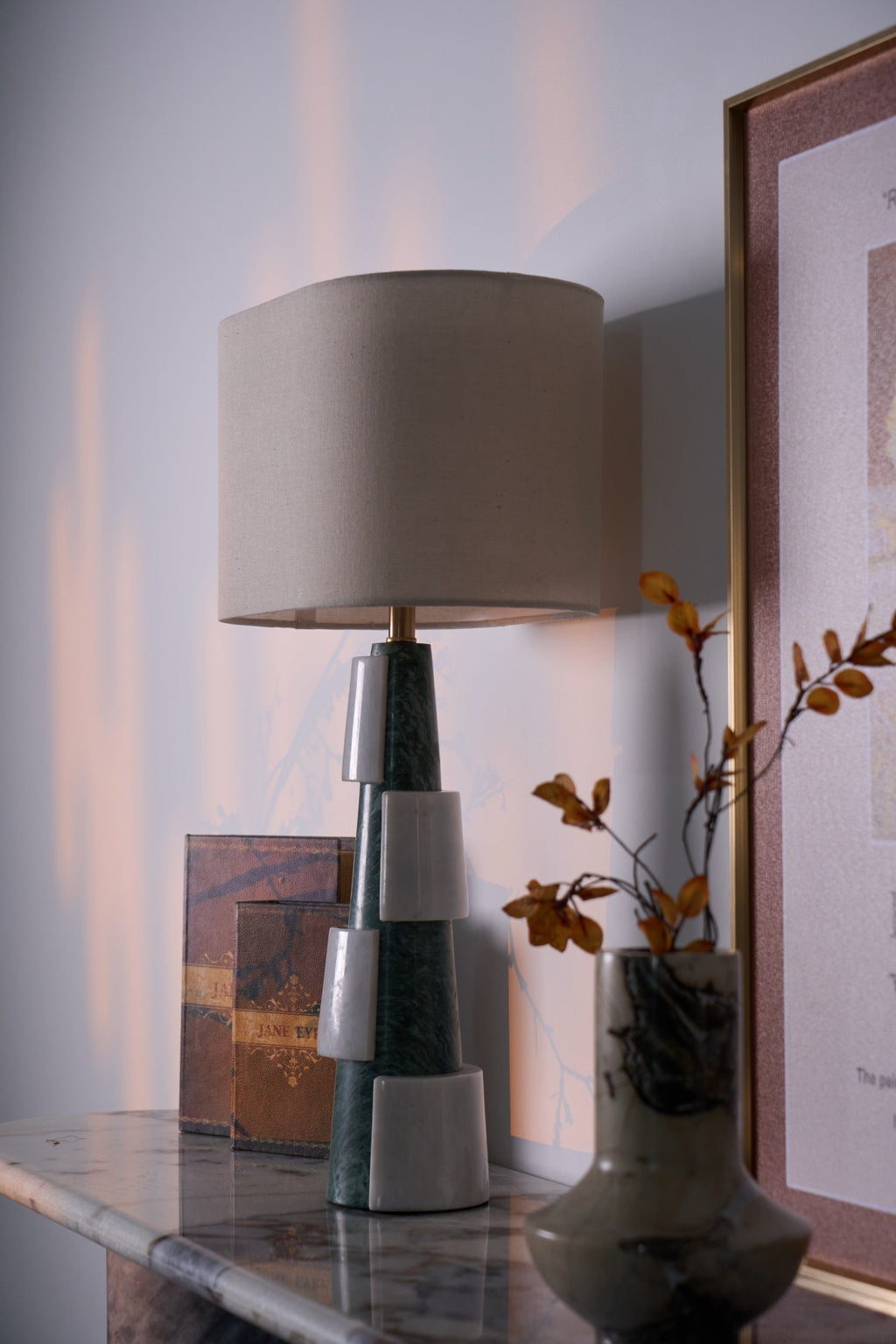Lampe à poser moderne Dadi en Marbre Vert et blanc