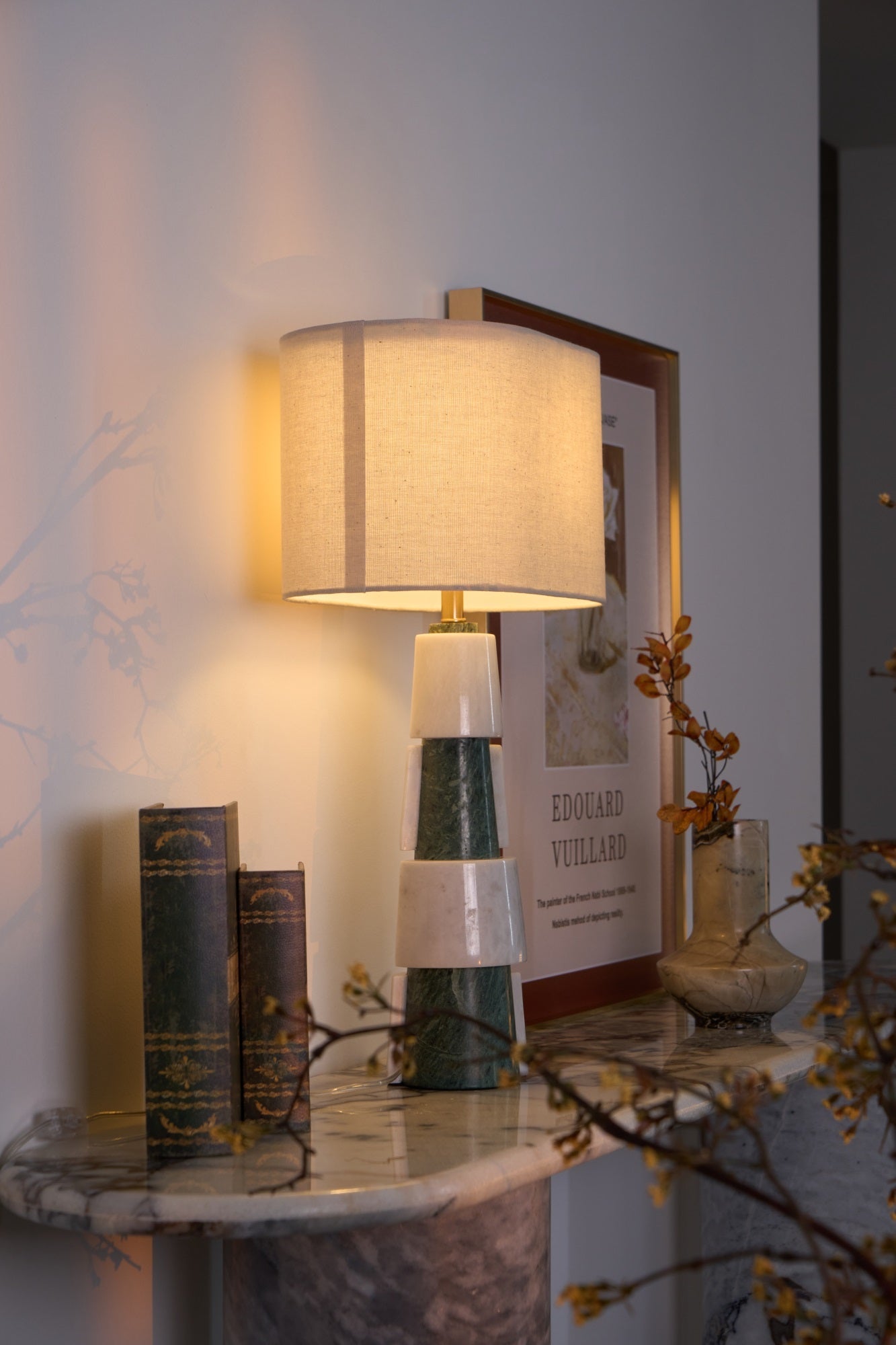 Lampe à poser moderne Dadi en Marbre Vert et blanc