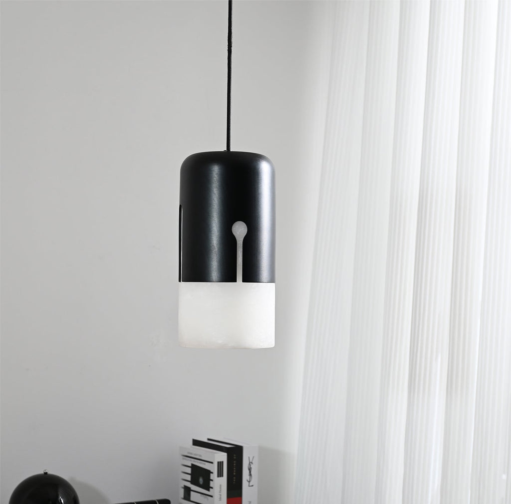 Suspension moderne Felton en Albâtre Noir et blanc