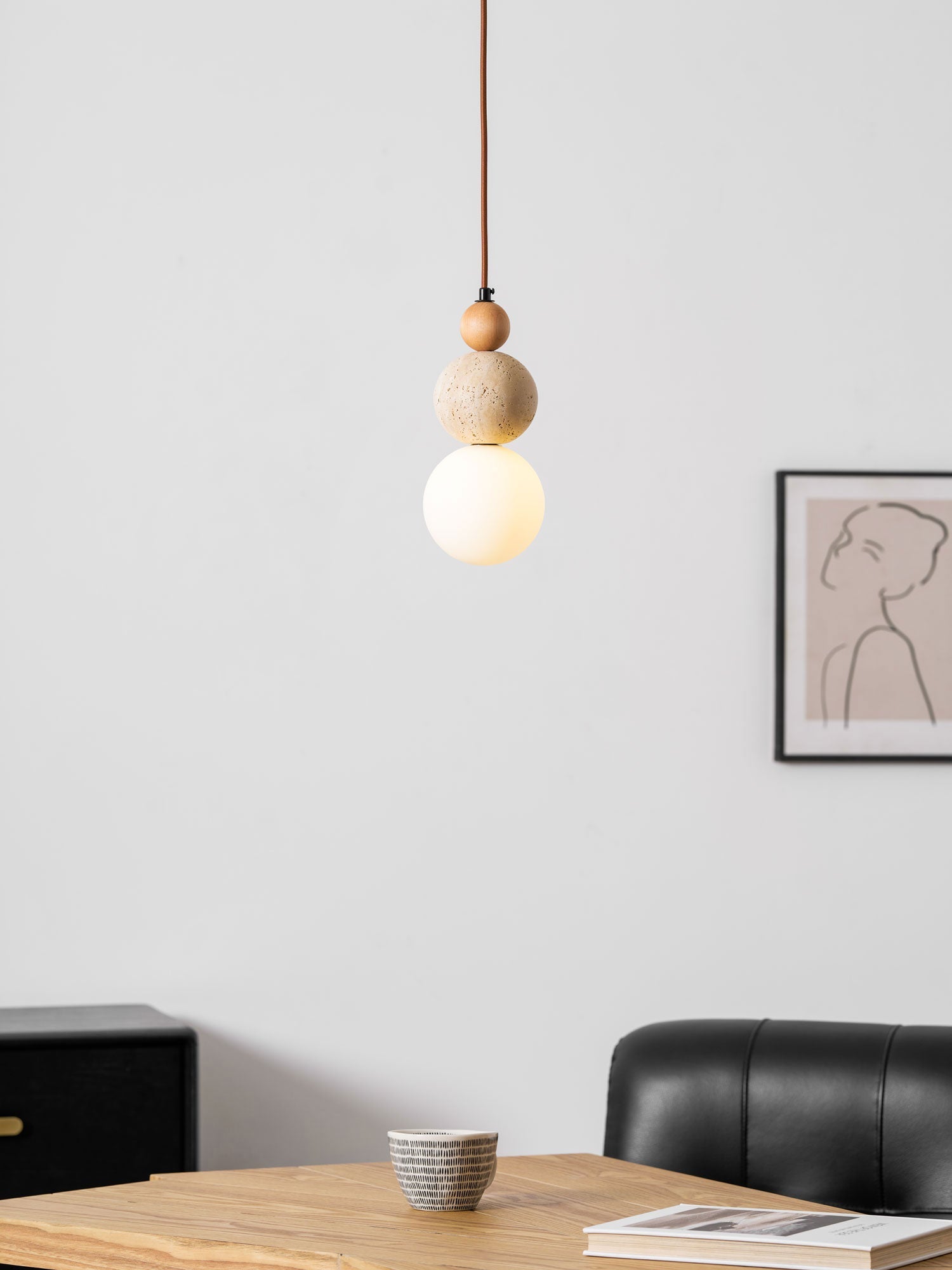 Suspension moderne Brook en Bois et travertin jaune