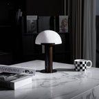Lampe à poser moderne Grettir en Or et albâtre blanc