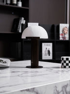 Lampe à poser moderne Grettir en Albâtre Or et blanc verre