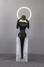 Lampadaire moderne Tormod en Noir et blanc marbre
