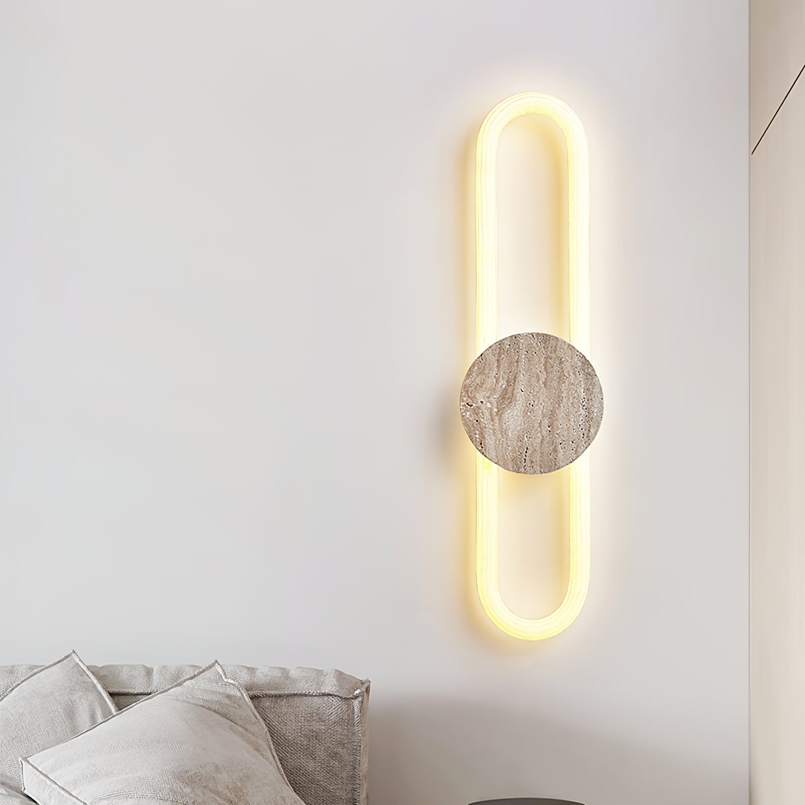 Applique murale moderne Ryen en Travertin jaune et blanc