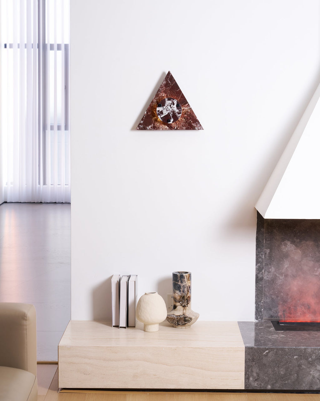 Applique murale moderne Kall en Marbre Rouge
