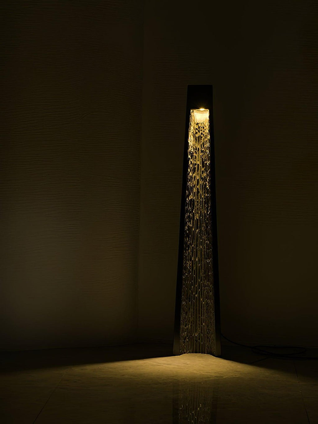 Lampadaire moderne Akseli en Noir marbre