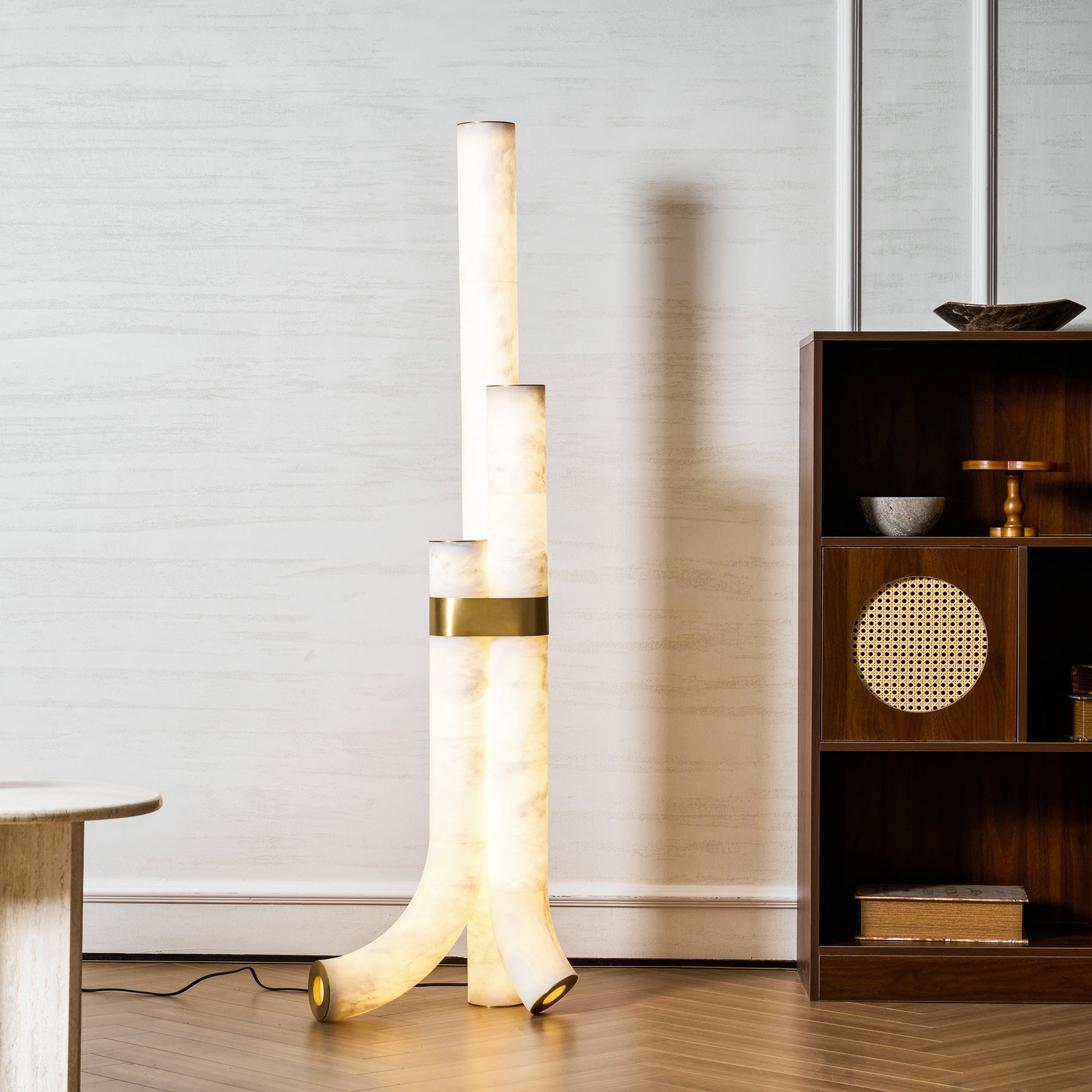 Lampadaire moderne Askild en Albâtre