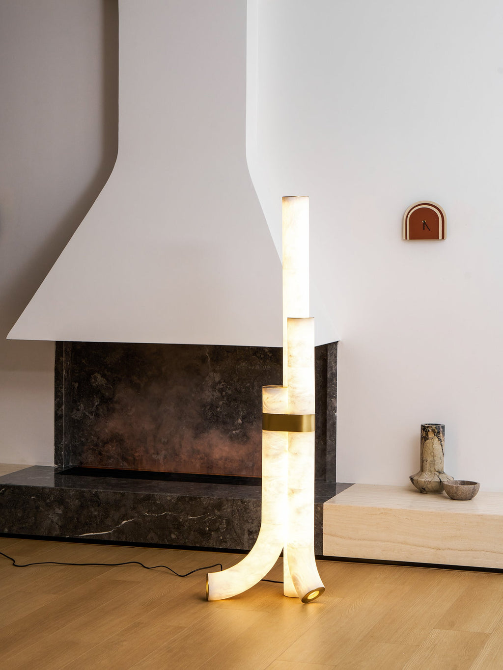 Lampadaire moderne Askild en Albâtre