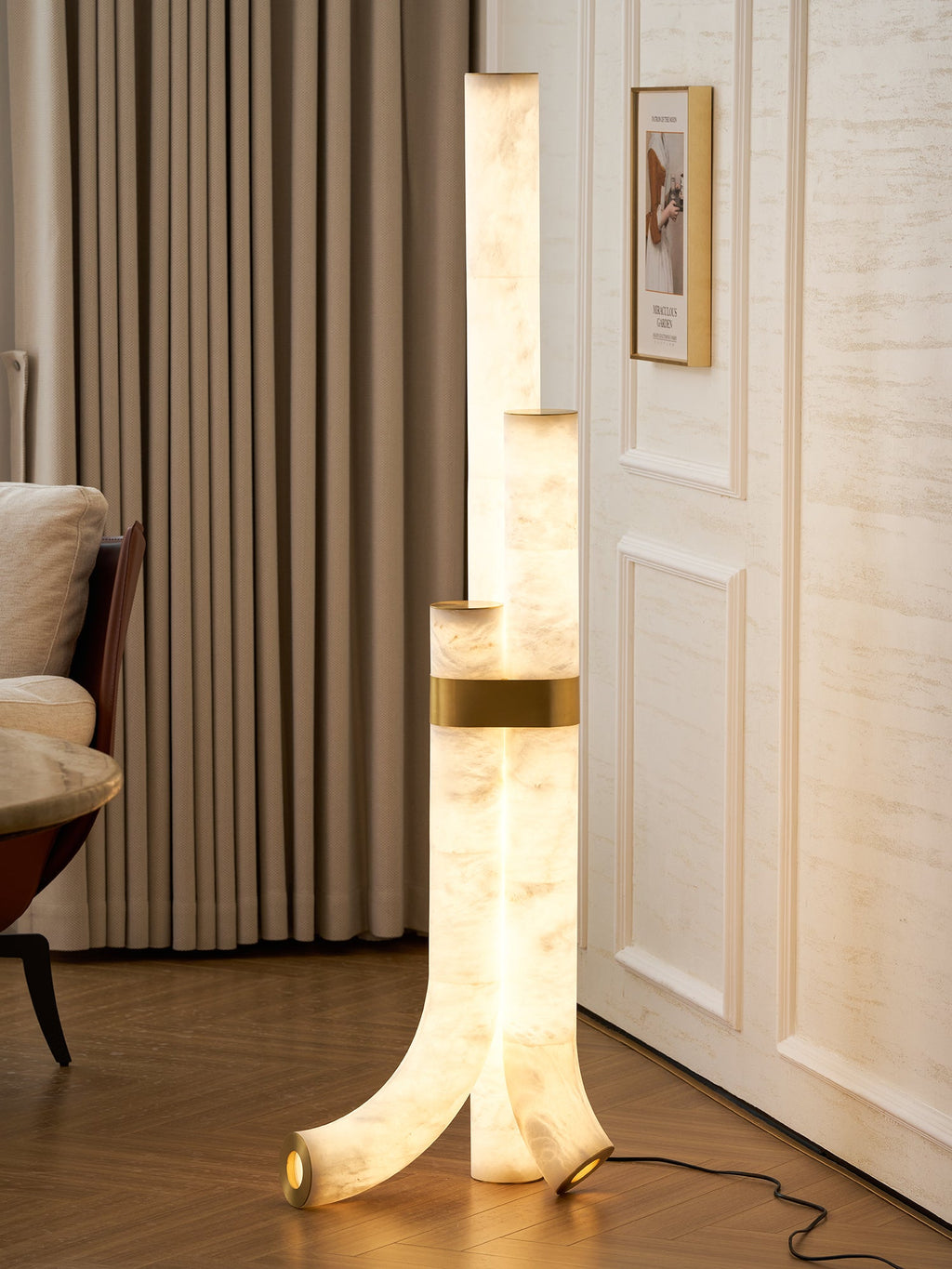 Lampadaire moderne Askild en Albâtre