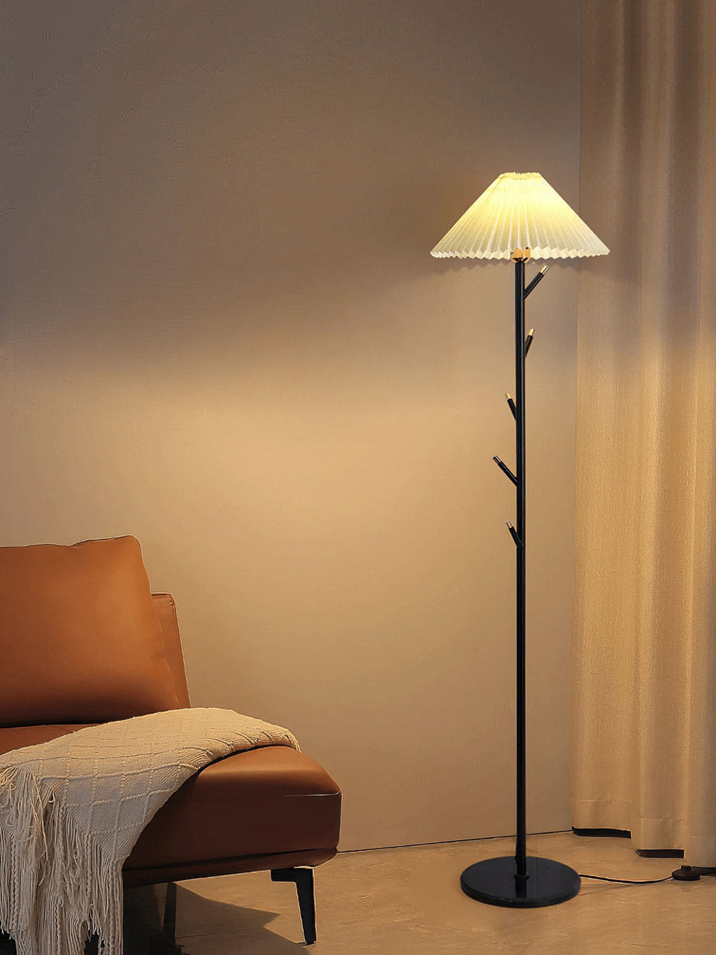 Lampadaire moderne Stav en Marbre Noir