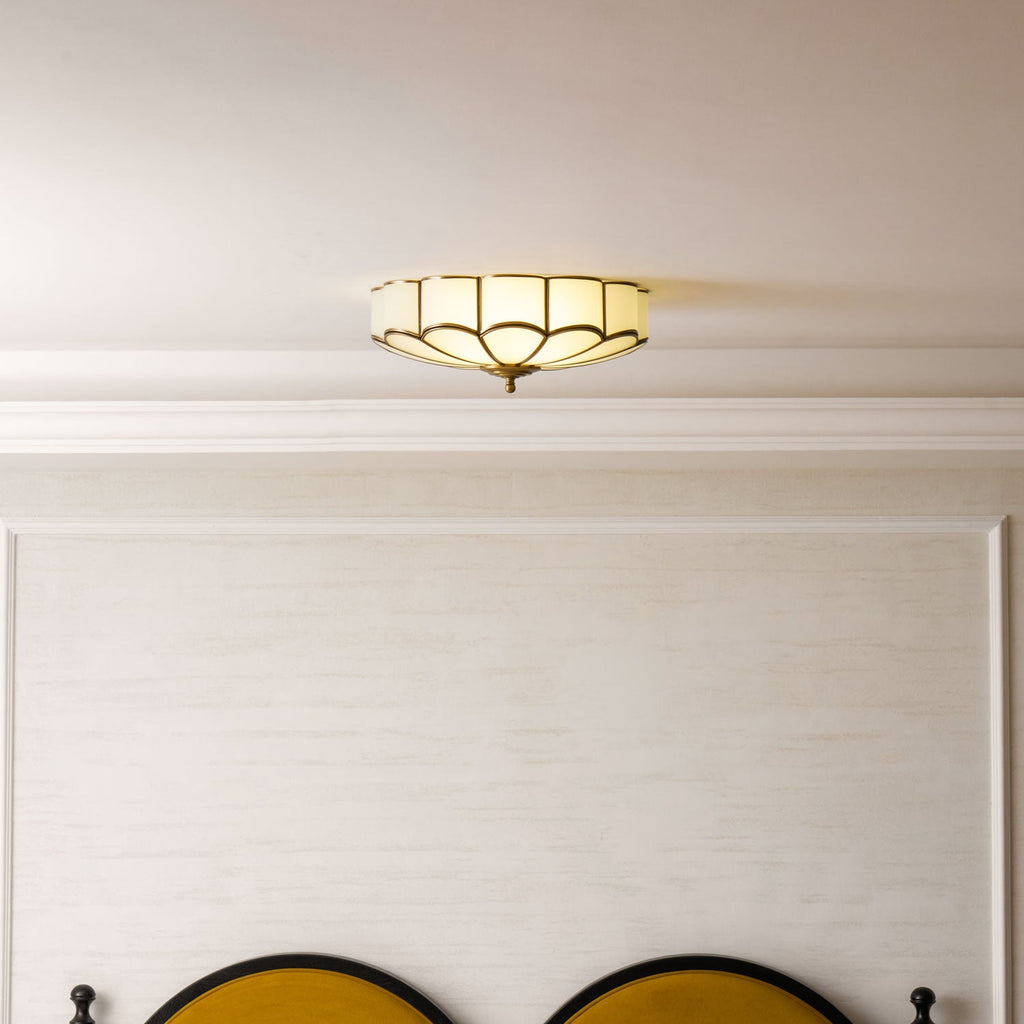 Plafonnier art déco Martti en verre Laiton et blanc
