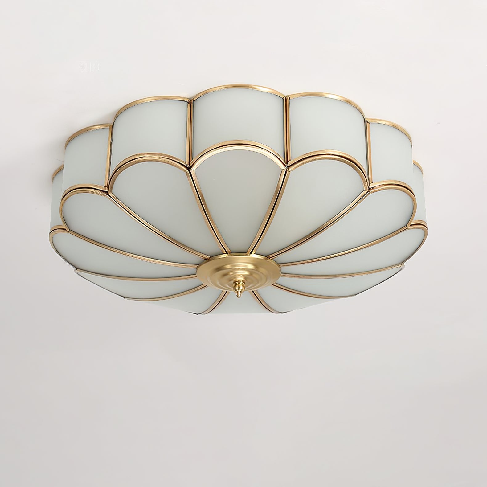 Plafonnier art déco Martti en verre Laiton et blanc