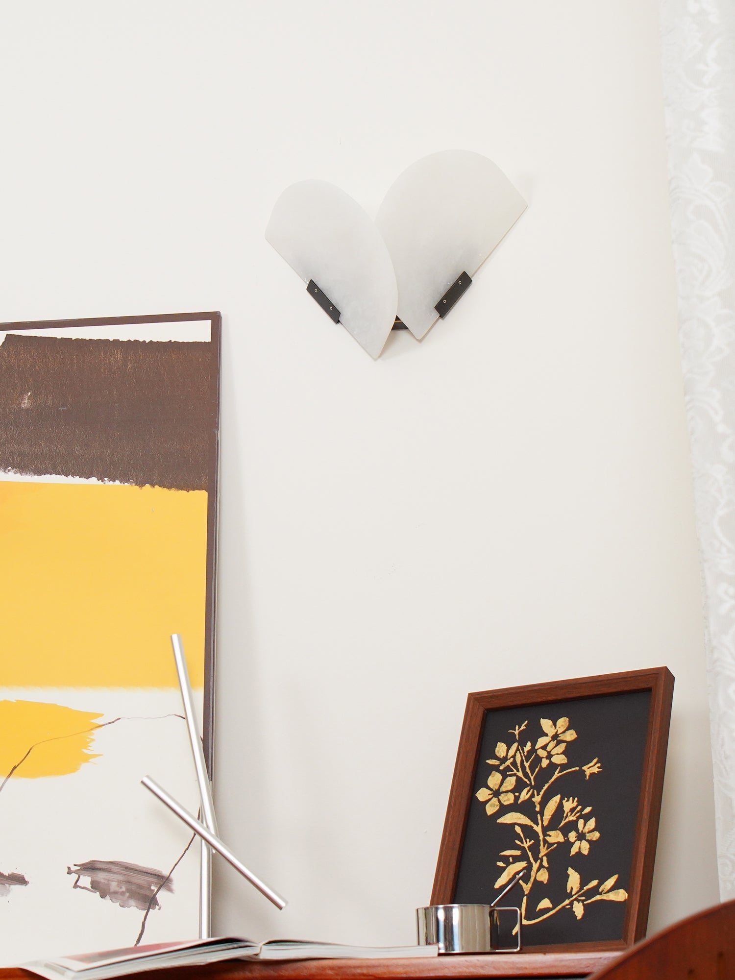 Applique murale moderne Jona en Albâtre Blanc et noir