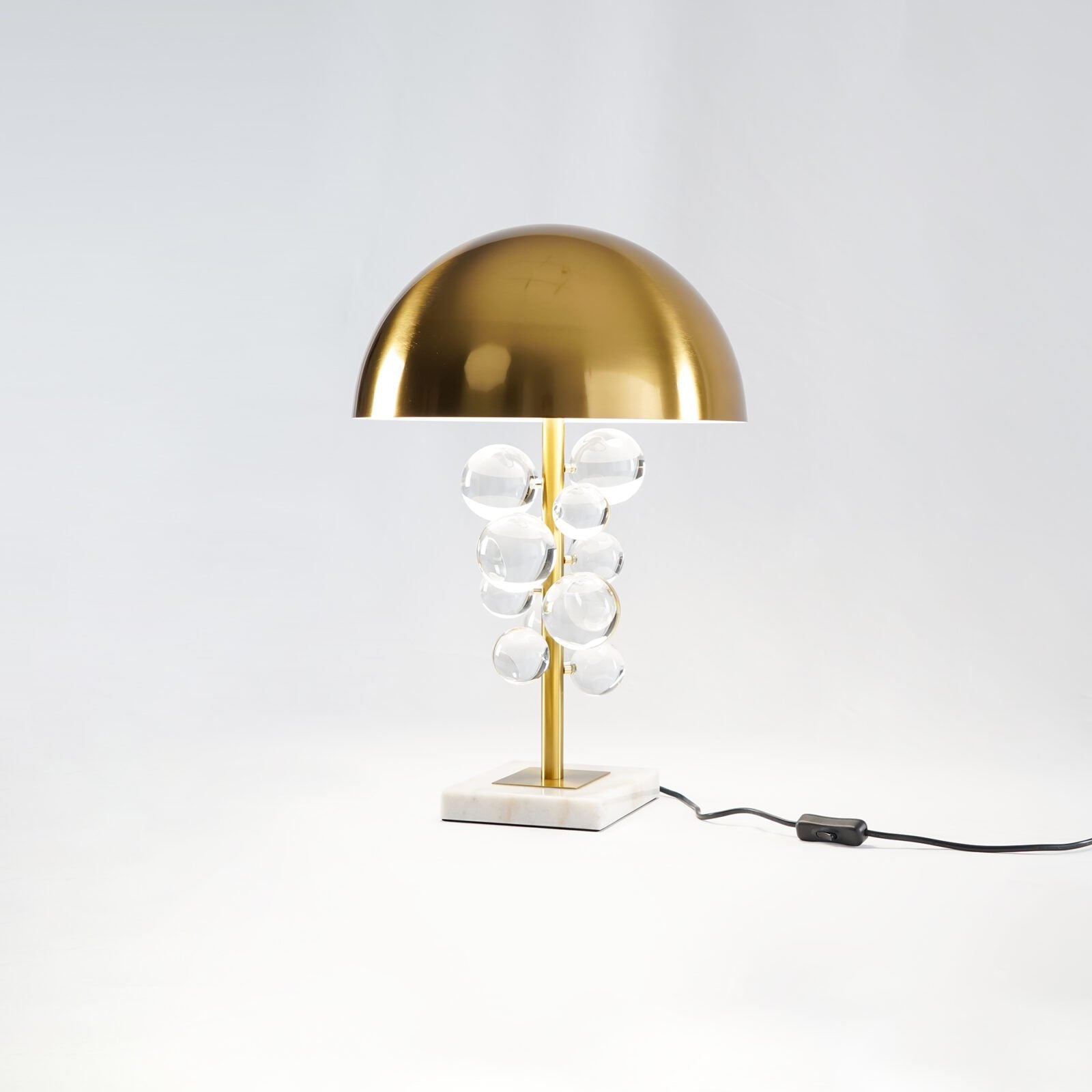 Lampe à poser moderne Nori en Marbre Doré et transparent
