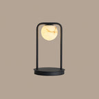 Lampe à poser moderne Walker en Noir et albâtre blanc