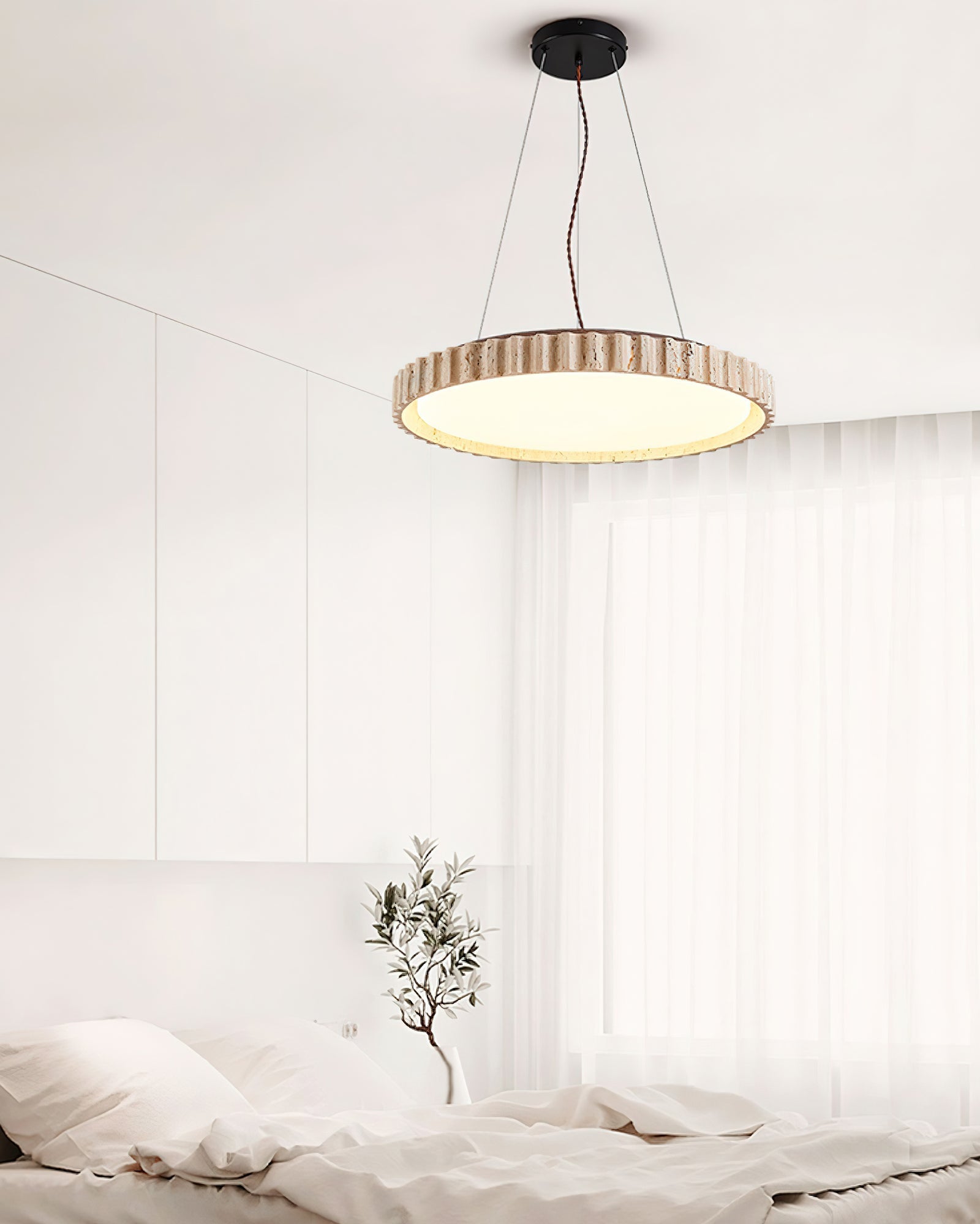 Suspension moderne Marsden en Travertin jaune et blanc