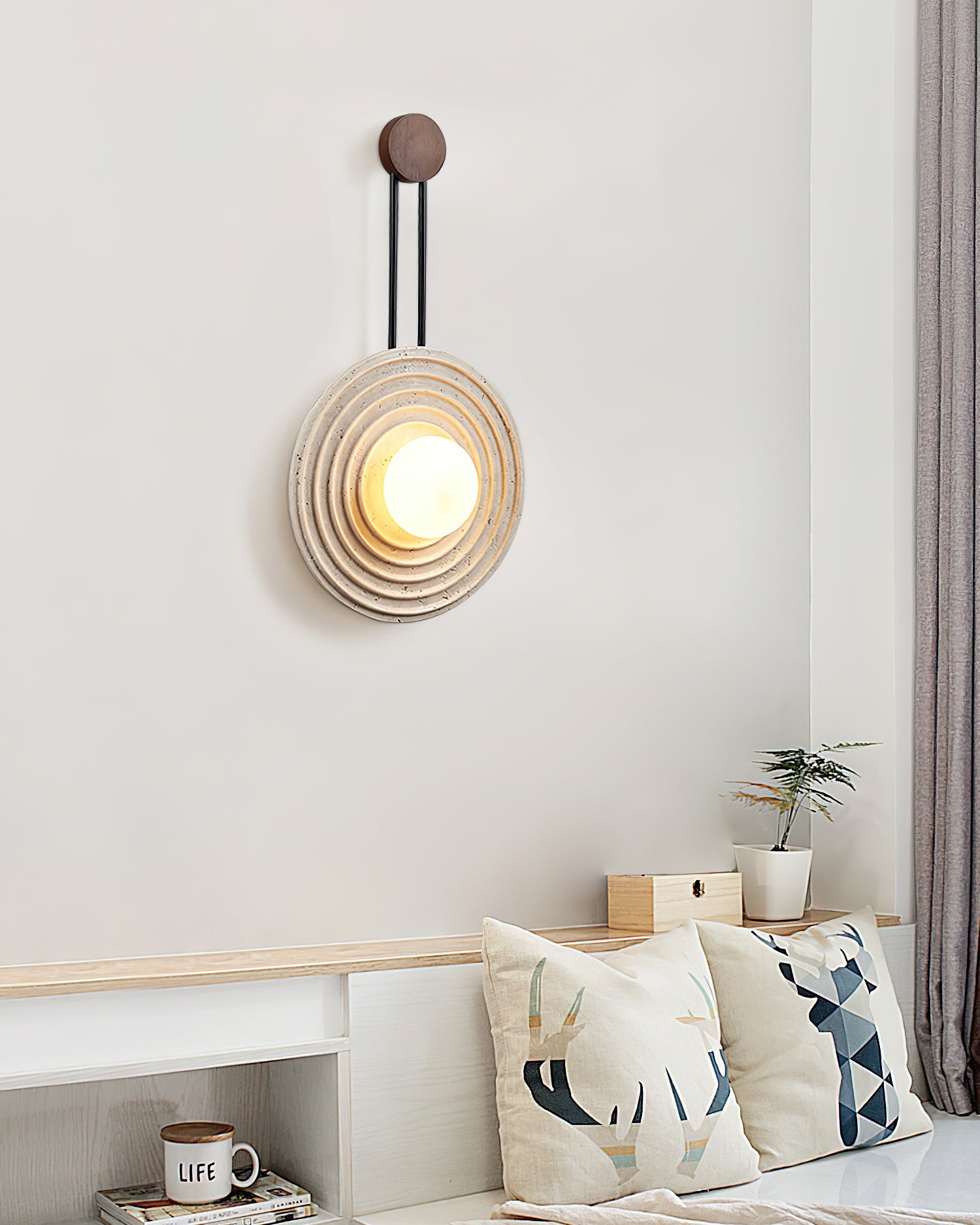 Applique murale moderne Crosby en Travertin Bois et beige