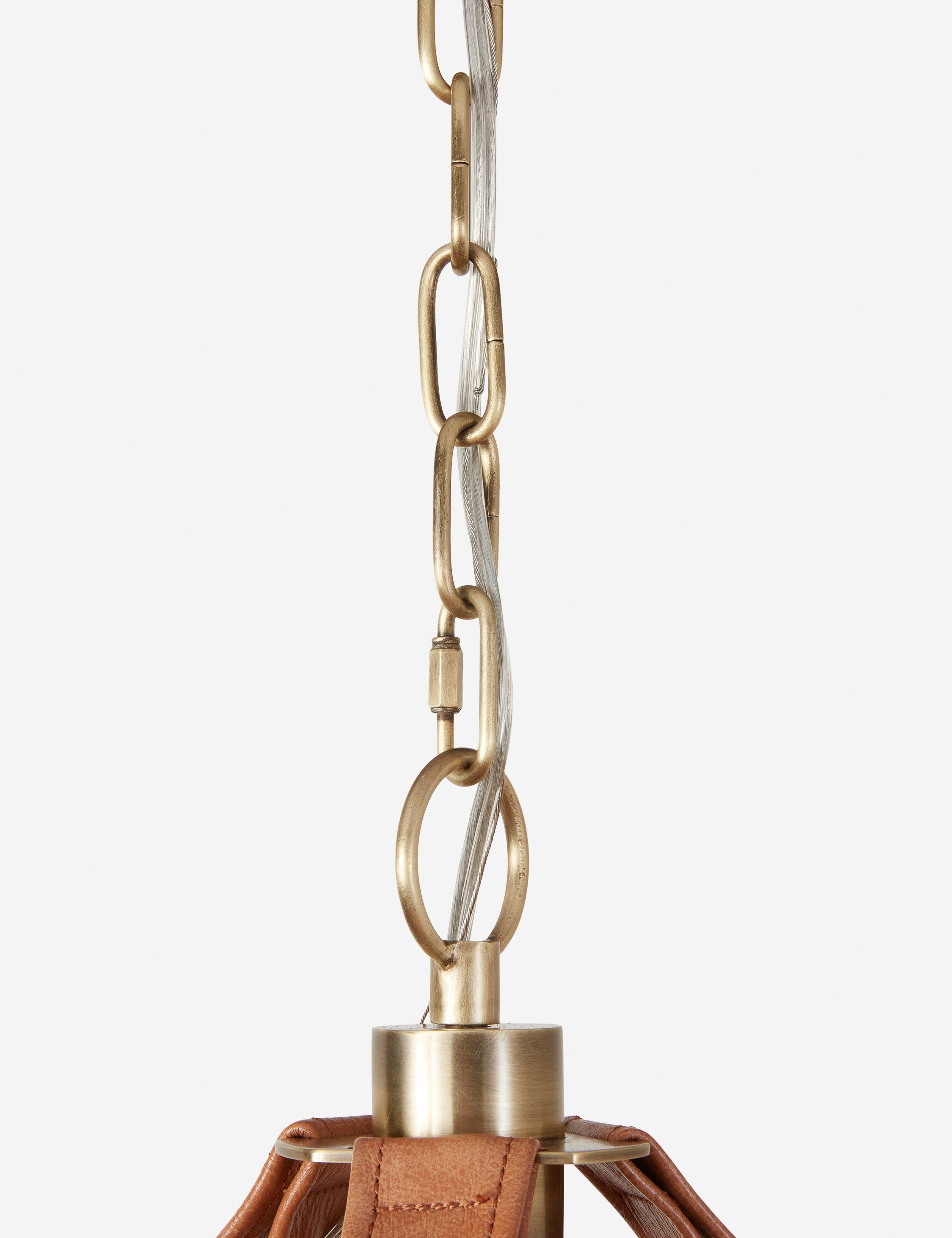 Lustre moderne Cielo en sustainably harvested rotin