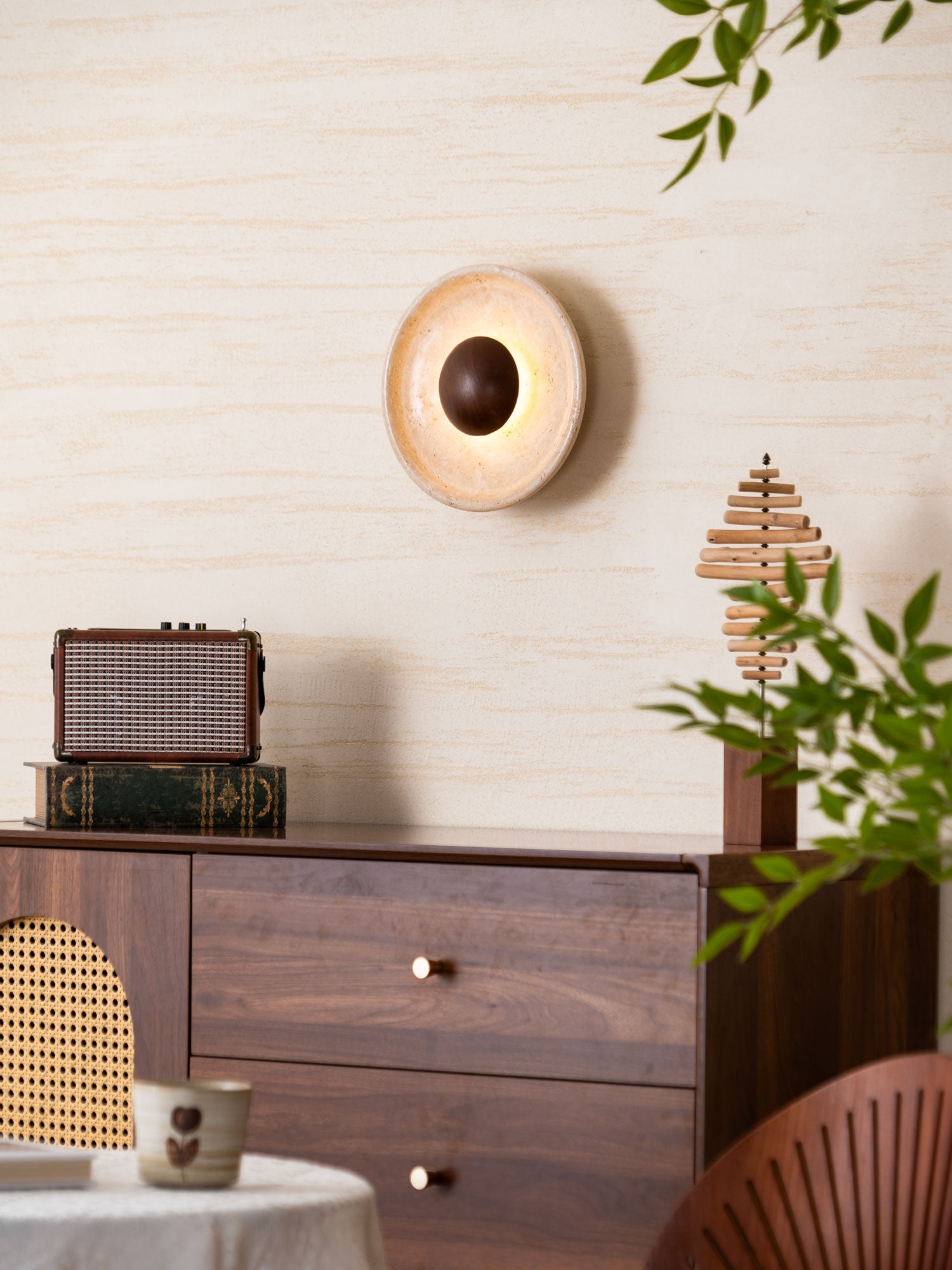 Applique murale moderne Radley en Bois et travertin jaune