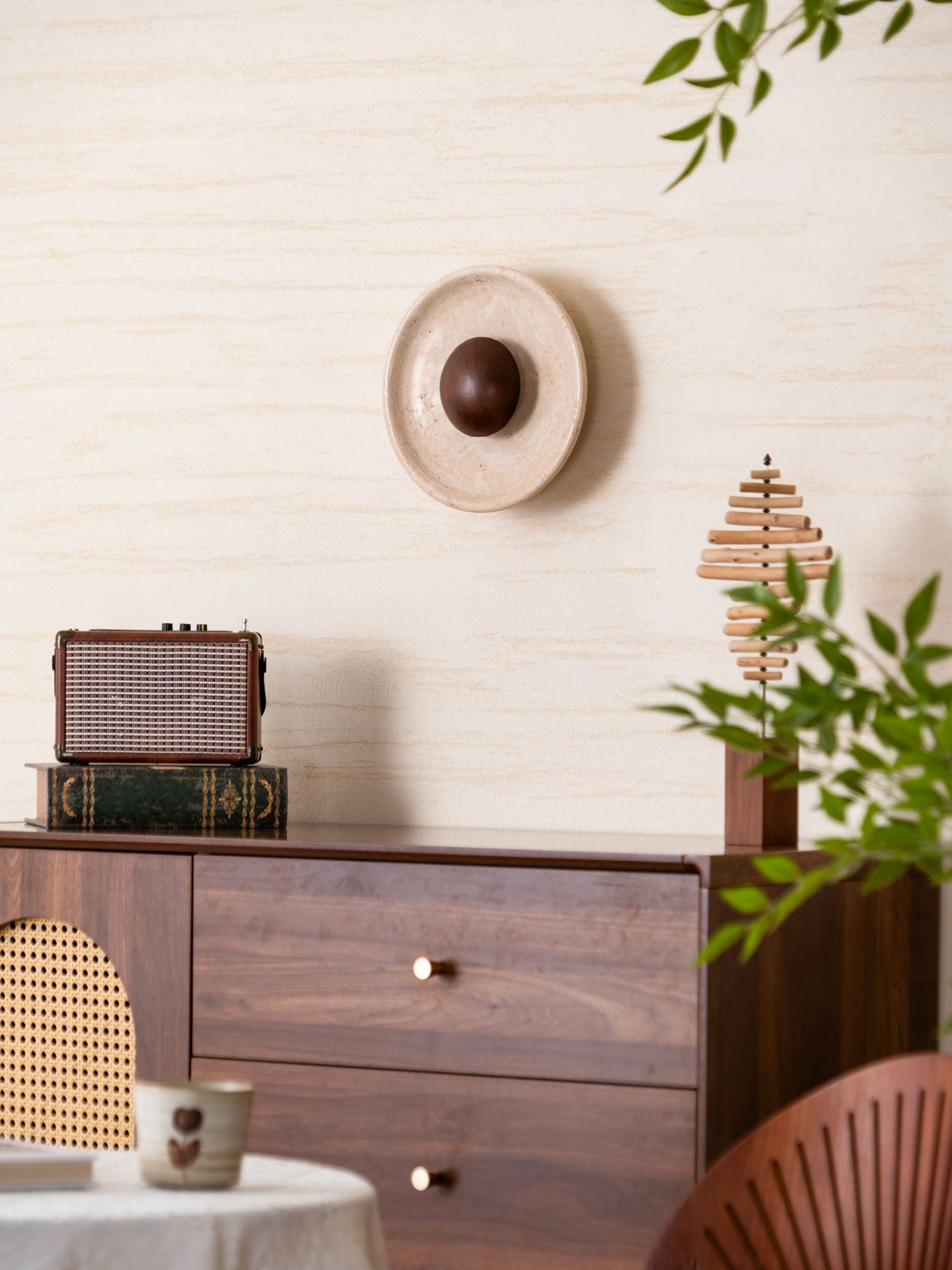 Applique murale moderne Radley en Bois et travertin jaune