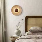 Applique murale moderne Radley en Noyer et travertin jaune