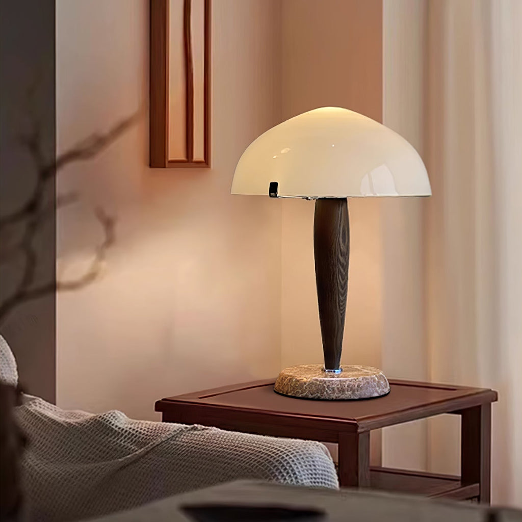 Lampe à poser moderne Magnar en Marbre Foncé noyer et blanc