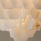 Lustre moderne Hlynur en Albâtre Or et blanc