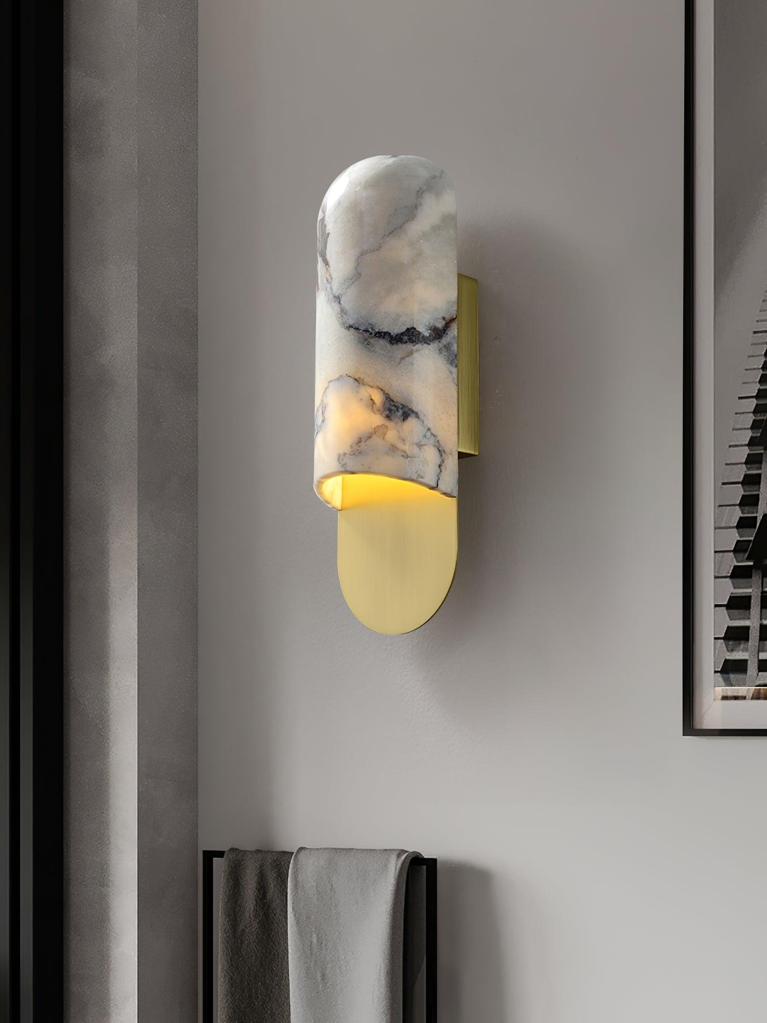 Applique murale moderne Zayne en Marbre Blanc et doré