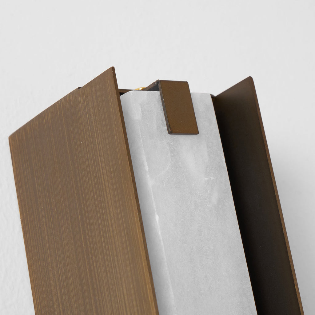Applique murale moderne Solvi en Albâtre Bronze et blanc