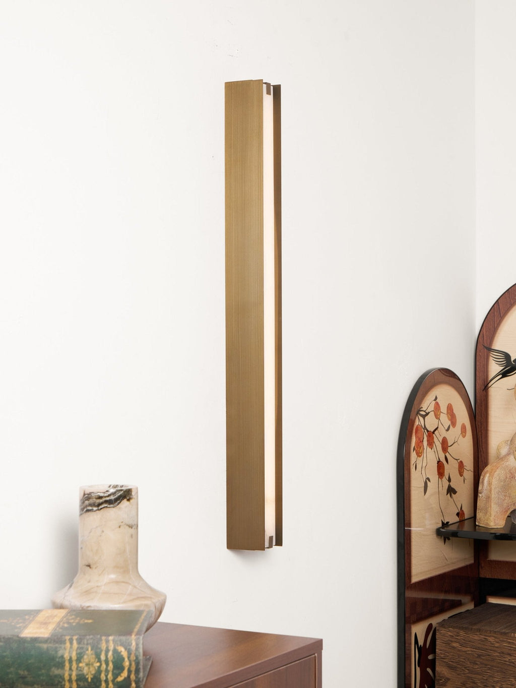 Applique murale moderne Solvi en Albâtre Bronze et blanc
