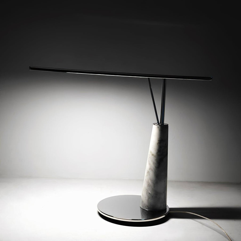 Lampe à poser moderne Volund en Métal, Marbre Nickel satiné