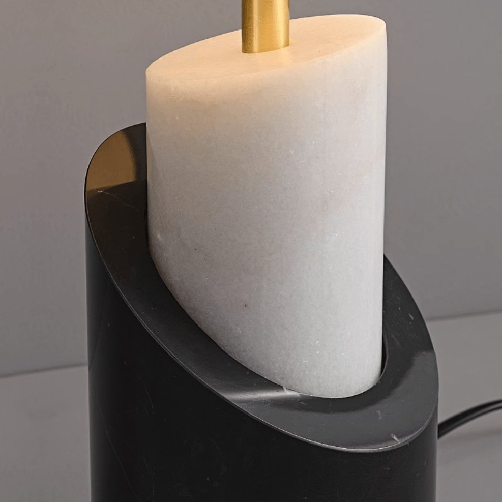Lampe à poser moderne Hjor en Laiton Noir et blanc