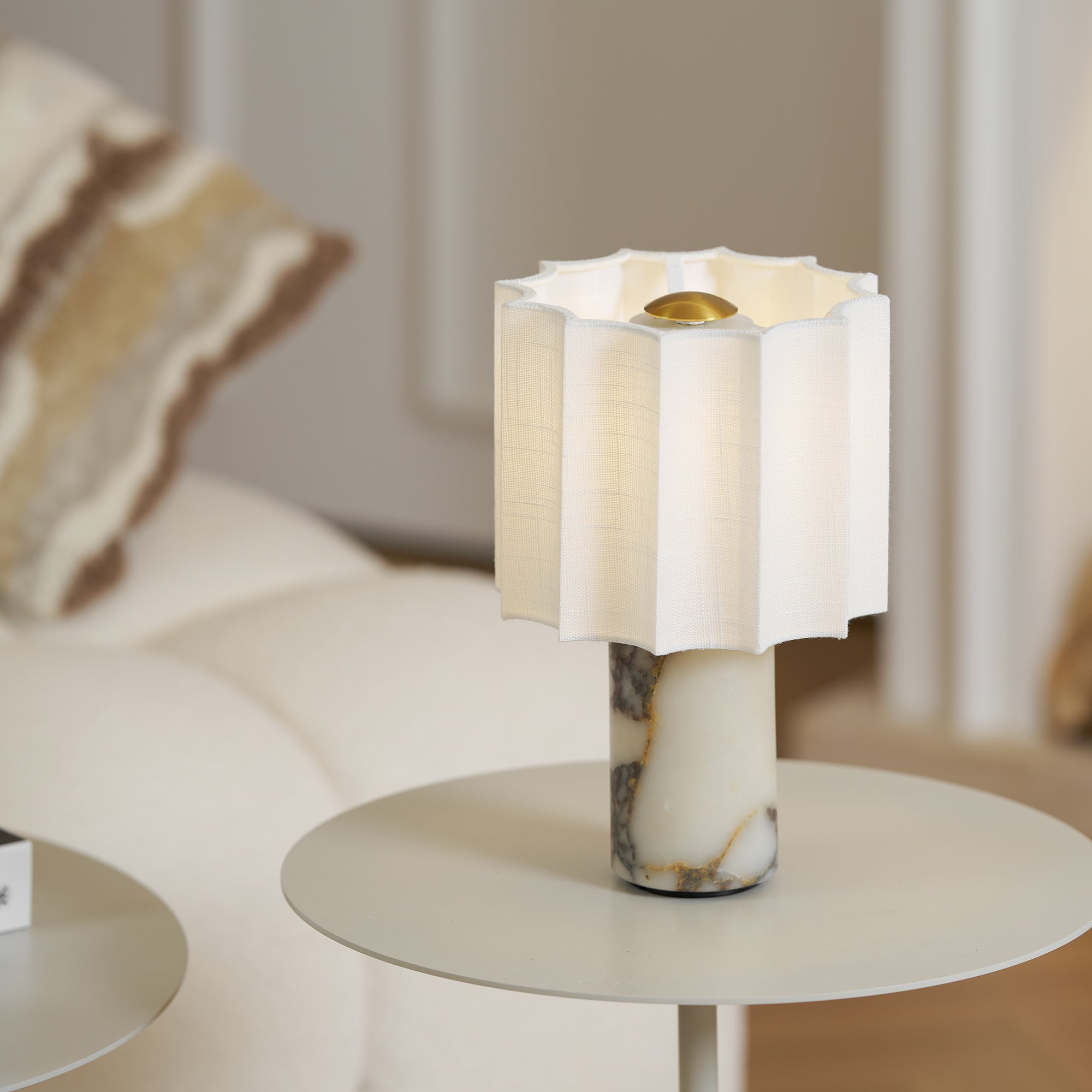 Lampe à poser moderne Evan en Marbre Noir et blanc