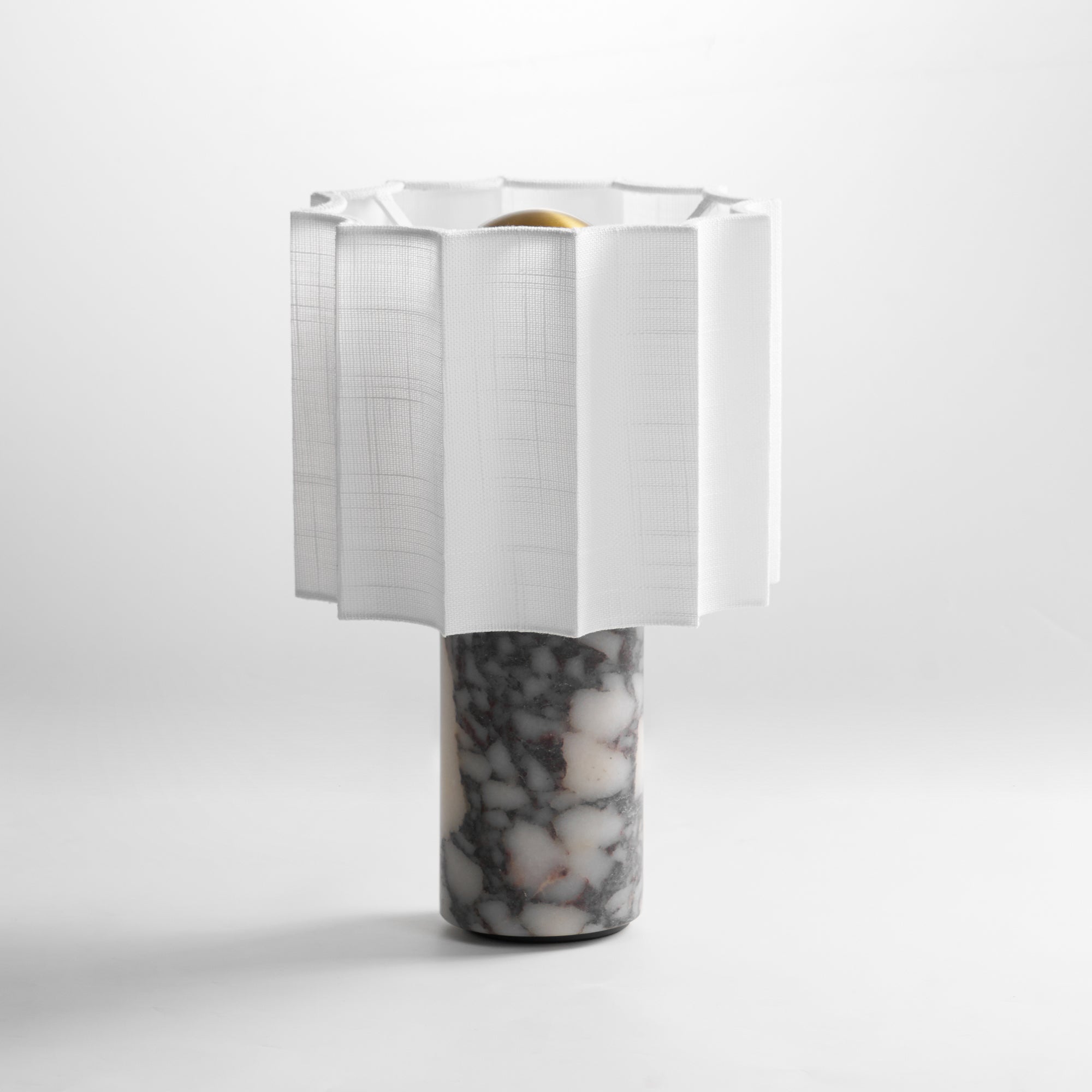 Lampe à poser moderne Evan en Marbre Noir et blanc