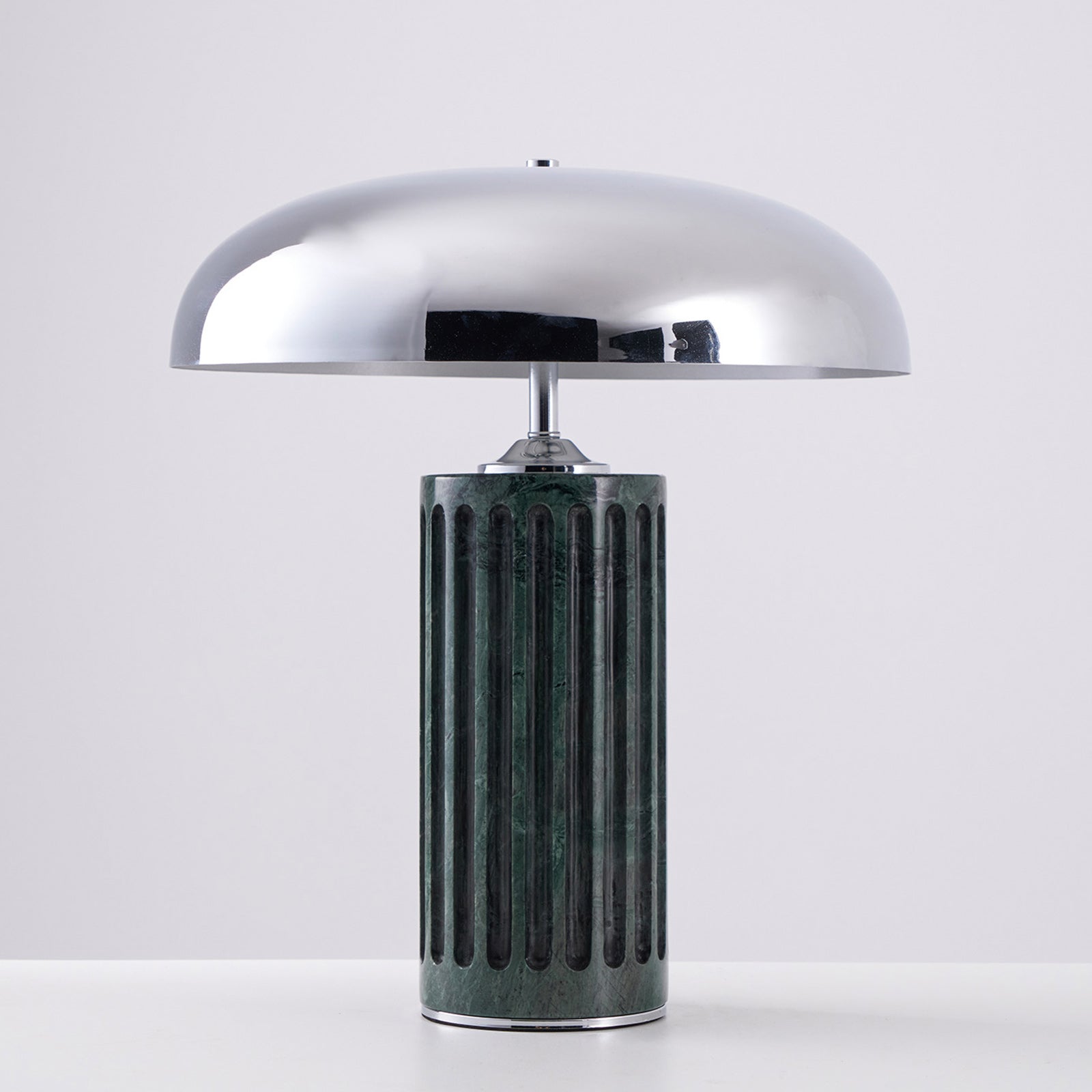 Lampe à poser moderne Wyatt en Marbre Blanc et chrome