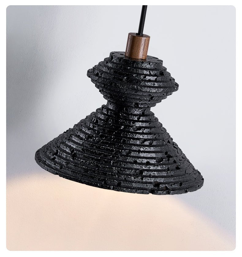 Suspension moderne Yann en Noir travertin