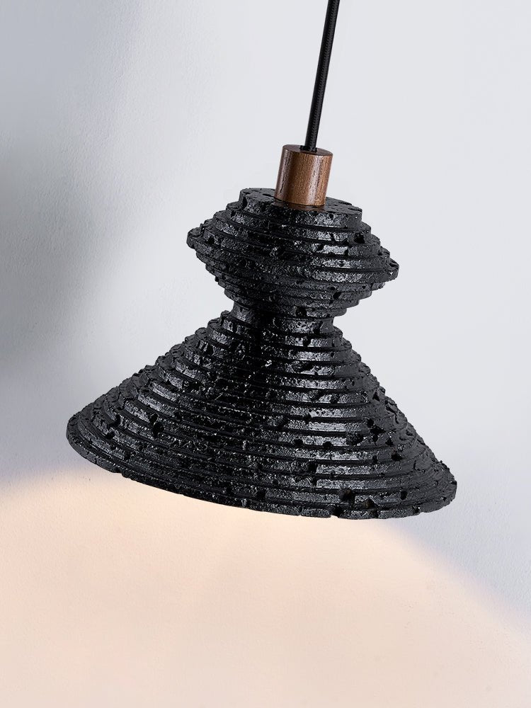 Suspension moderne Yann en Noir travertin
