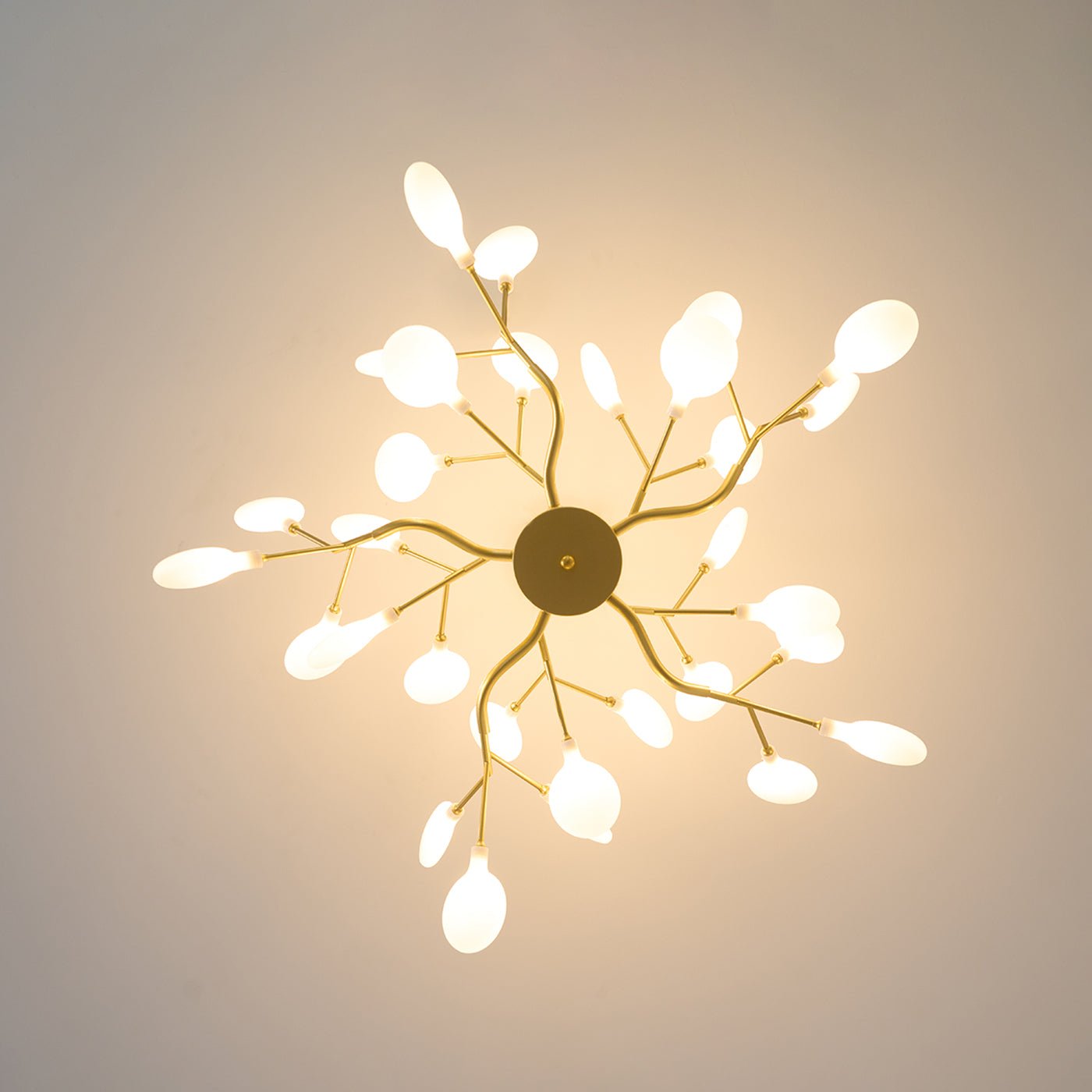 Lustre moderne Edmund en Acrylique Or et blanc