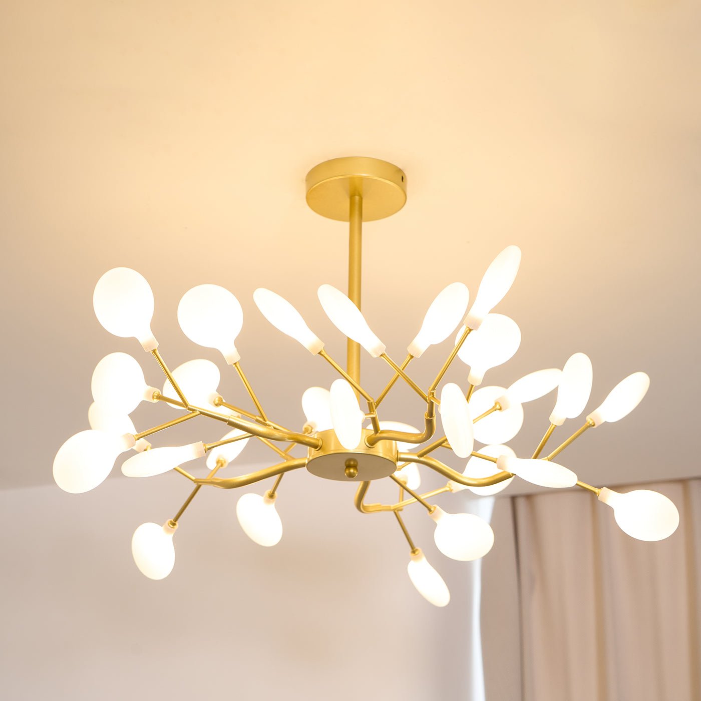 Lustre moderne Edmund en Acrylique Noir et blanc