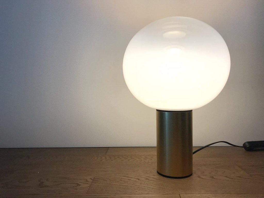 Lampe à poser moderne Hampus en Métal, Verre Cuivre
