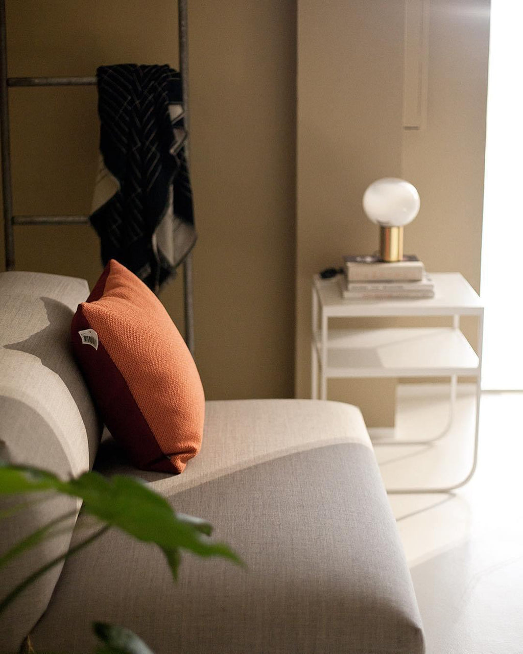 Lampe à poser moderne Hampus en Métal, Verre Cuivre