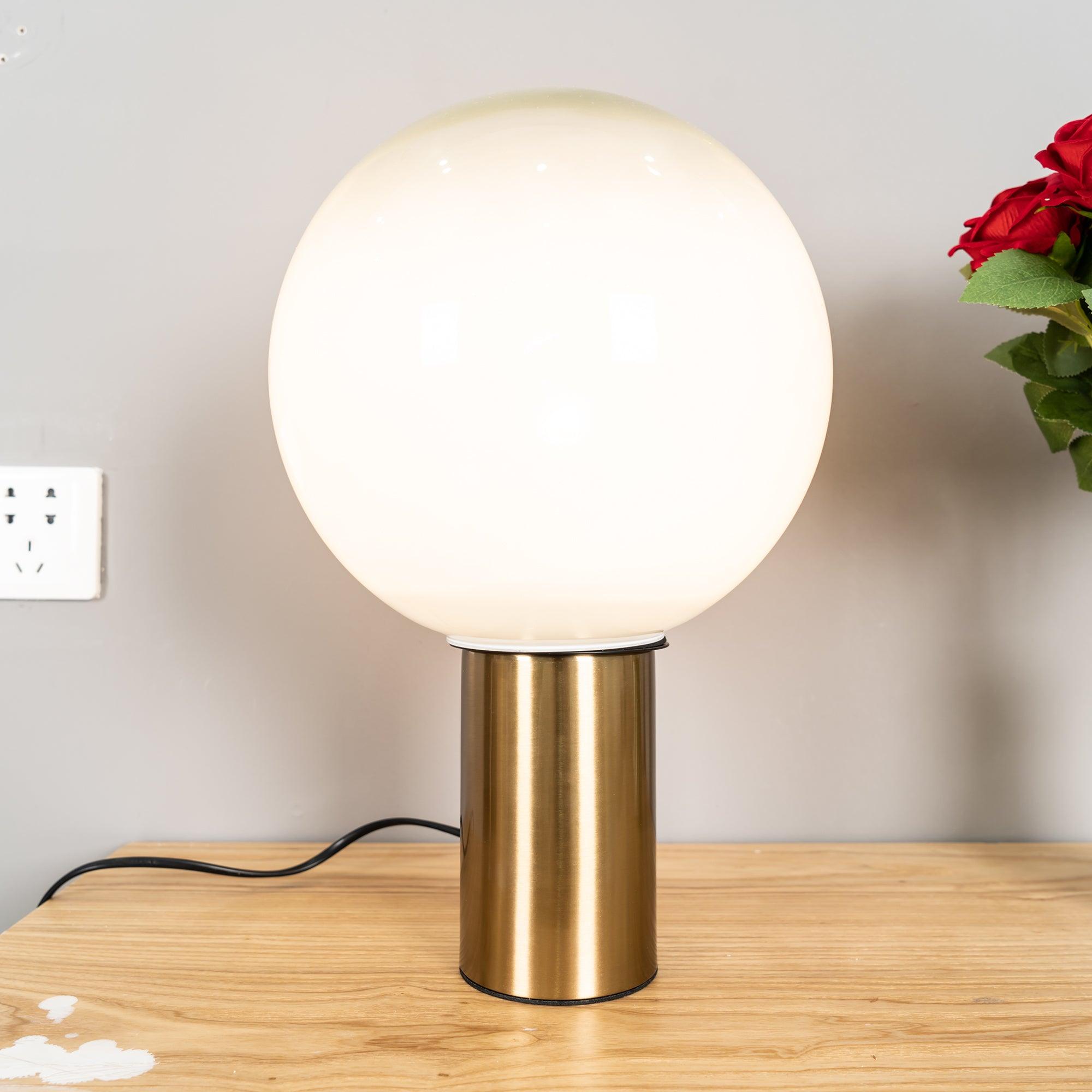 Lampe à poser moderne Hampus en Métal, Verre Cuivre